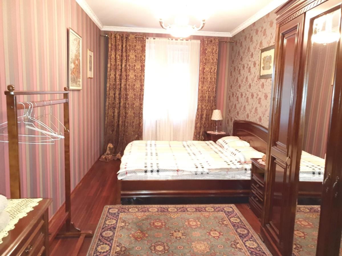 Апартаменты Turist Home Apartments 3-rooms 100m² new Grigore Vieru street Кишинёв-18