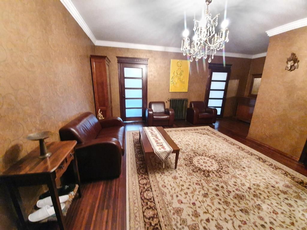 Апартаменты Turist Home Apartments 3-rooms 100m² new Grigore Vieru street Кишинёв-41